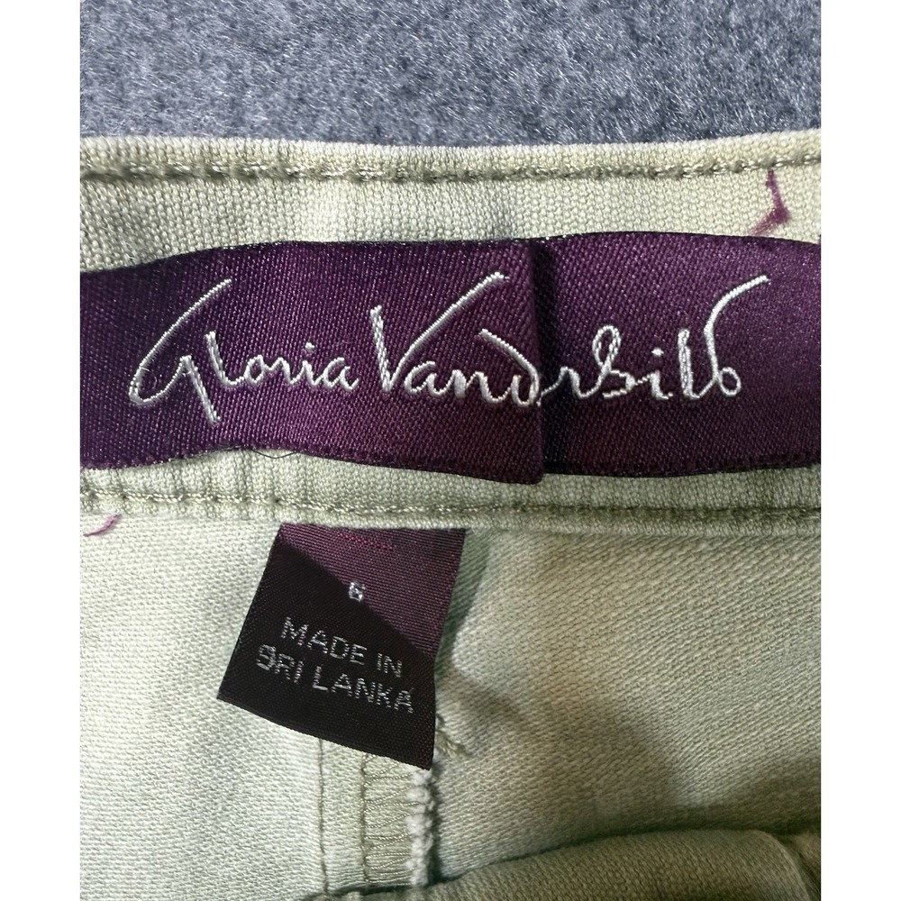 Gloria Vanderbilt Olive Green Skort Size 6 - Picture 2 of 8